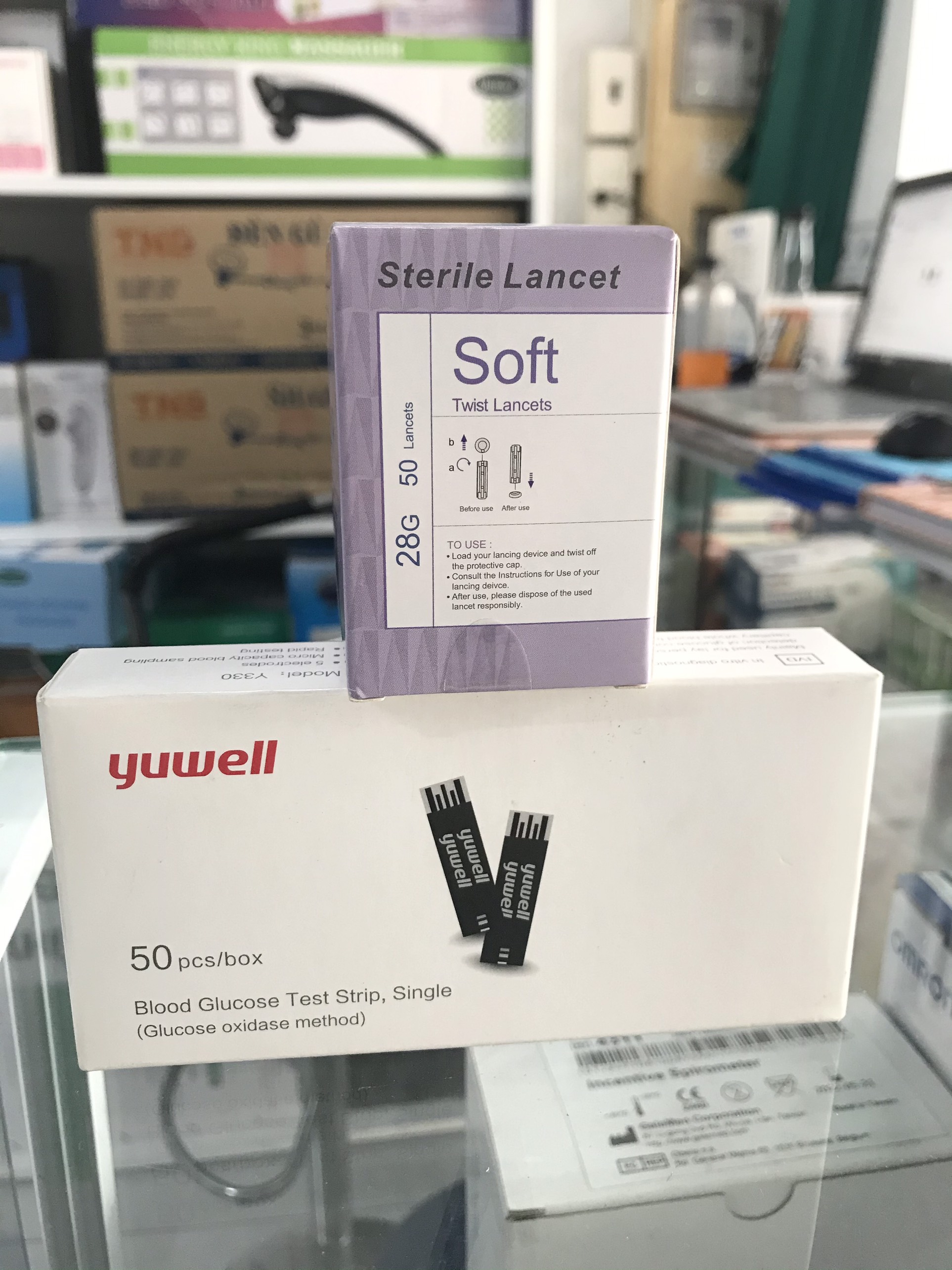 Combo 50 kim+ 50 que thử đường huyết Yuwell 710