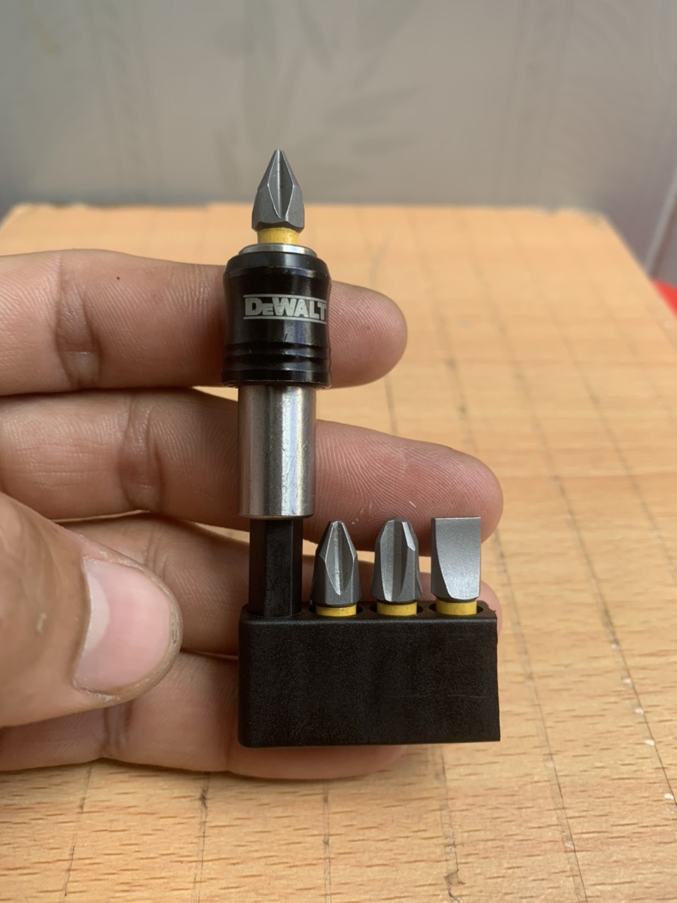 Bộ mũi vít + đầu nối nhanh Dewalt chất lượng
