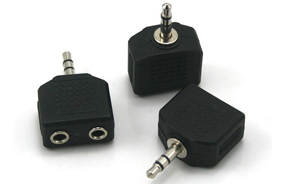 JACK CHIA LOA JACK 3.5 TỪ 1 RA 2