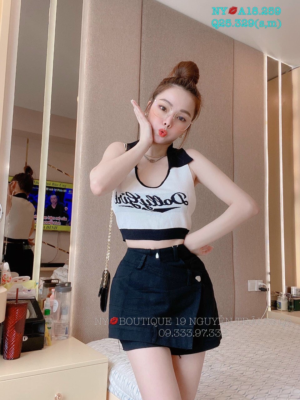 ÁO THUN CROPTOP CỔ BẺ HAI MÀU