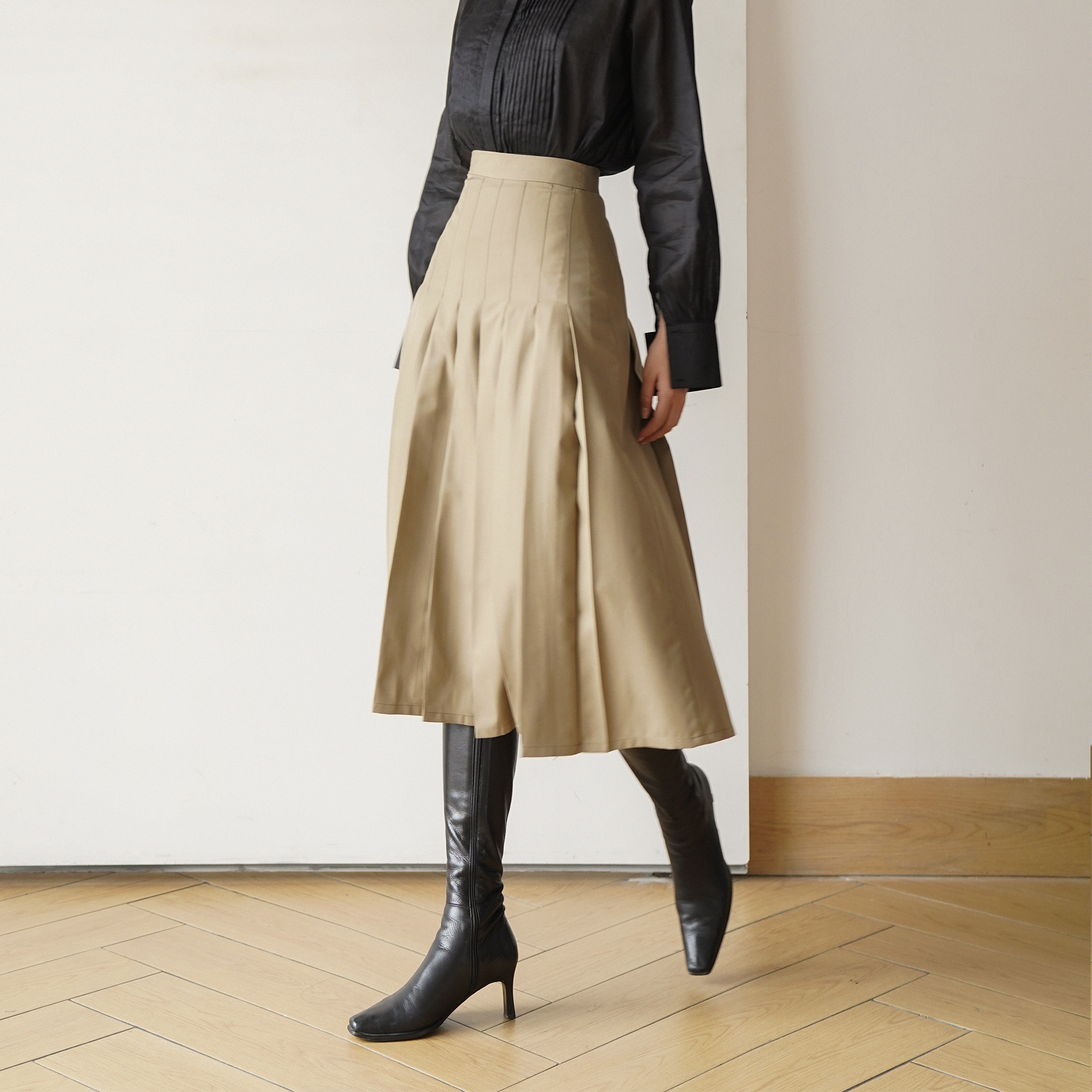At Least Pleated Skirt Chân Váy Xếp Li