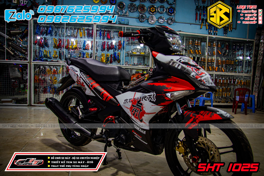 tem trùm exciter 150 trắng đỏ đen samurai
