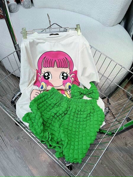 Đồ bộ nữ xốp nơ eo sẻ áo in hình cô gái màu hồng lèm quần xốp 2 màu xanh hồng