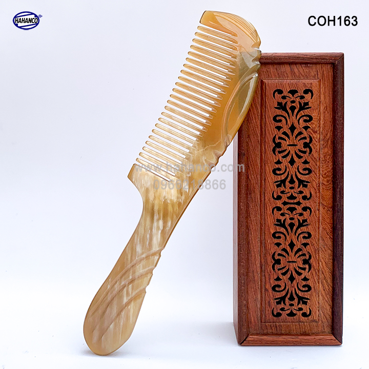 Lược sừng xuất nhật lược khía thon gọn đẹp - coh163 - horn comb of hahanco