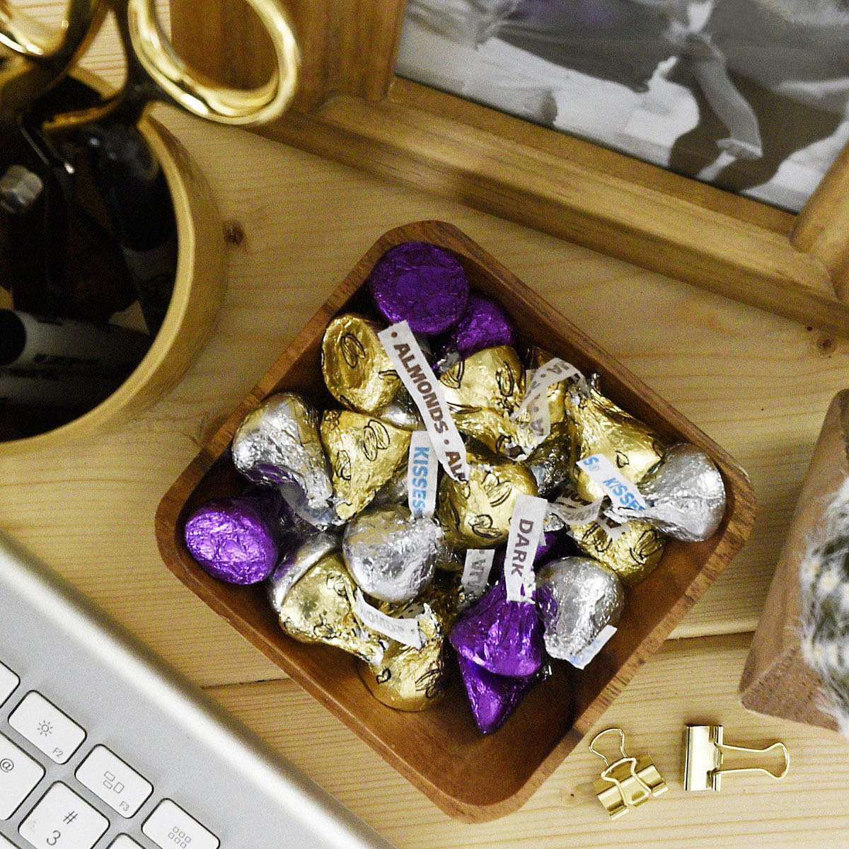 Socola Hershey Kisses Tím Đắng - Socola Mỹ