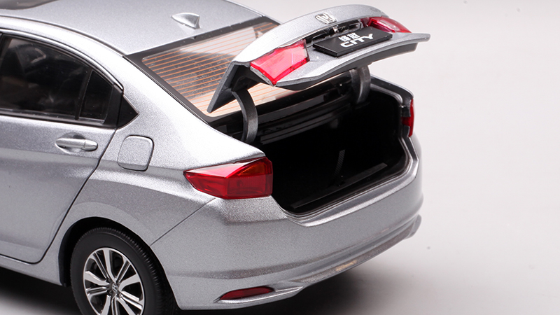 Mô hình xe Honda City tỉ lệ 1:18