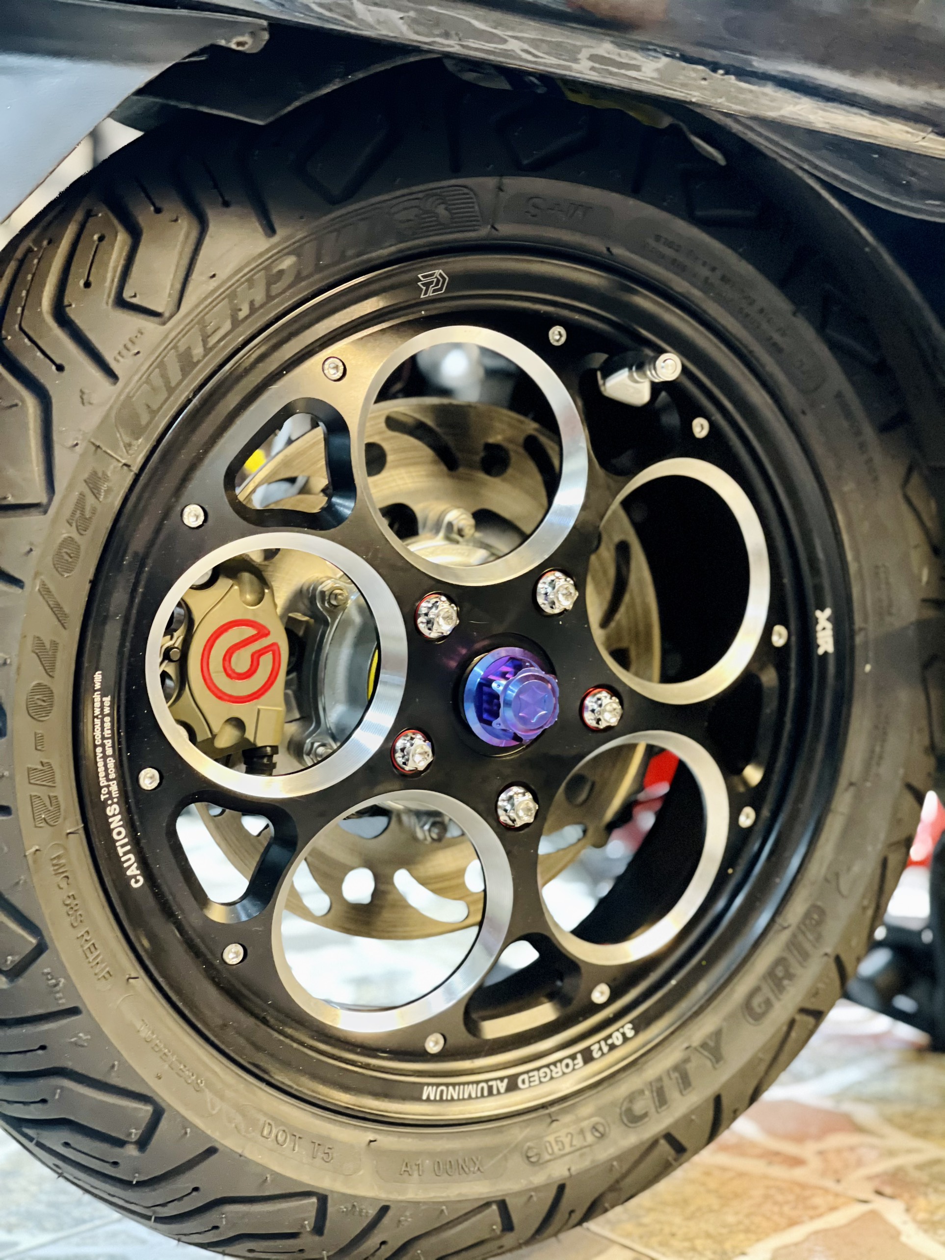 [HCM]BỘ ỐC MÂM TITAN XE VESPA