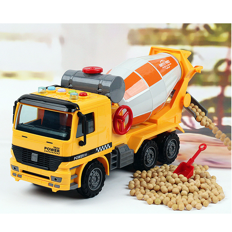 Xe chở bê tông tỉ lệ 1:16 có âm thanh và đèn có tay quay để xoay thùng trộn chạy bằng bánh đà