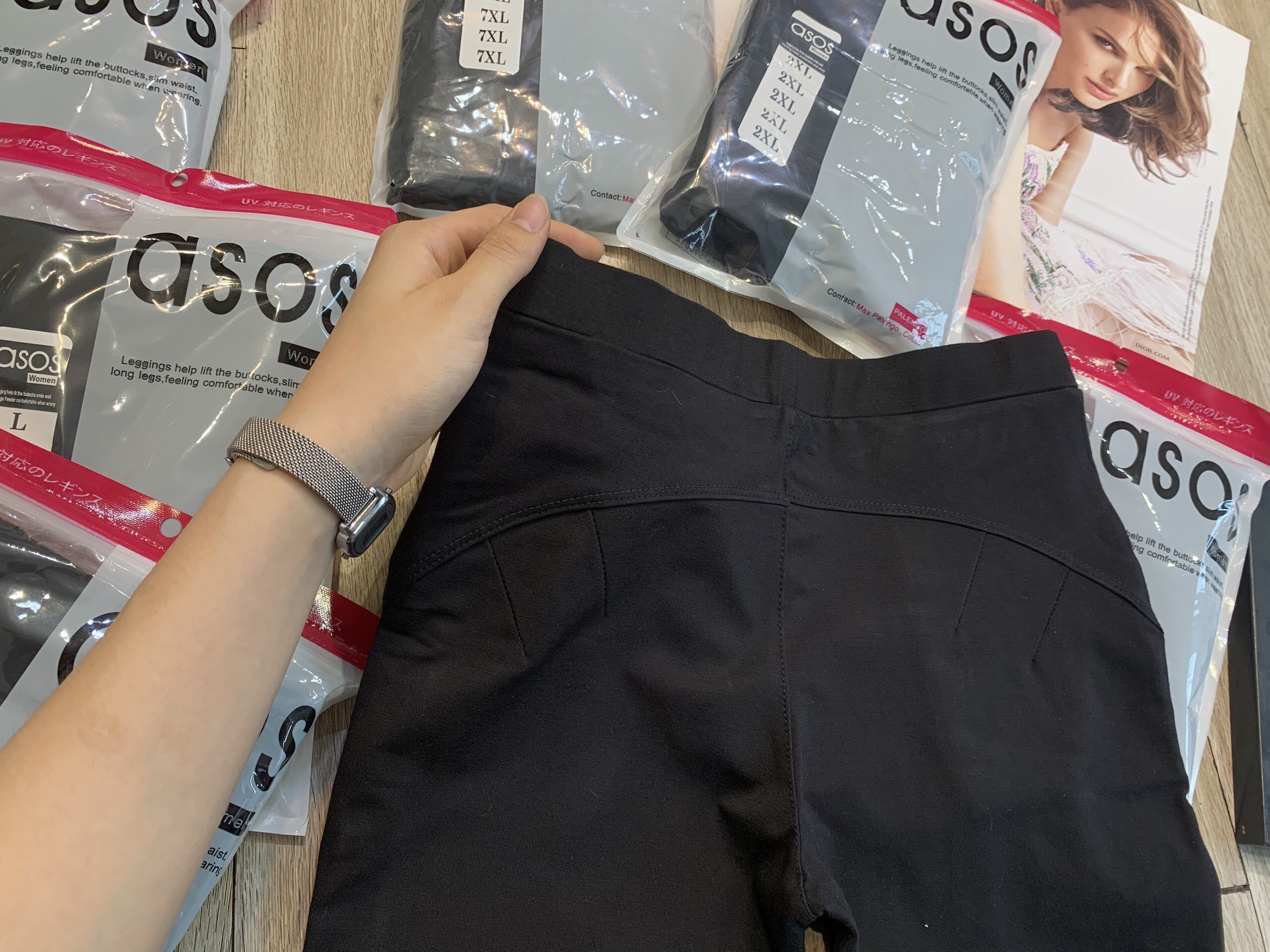 Quần Legging Lửng Nâng Mông