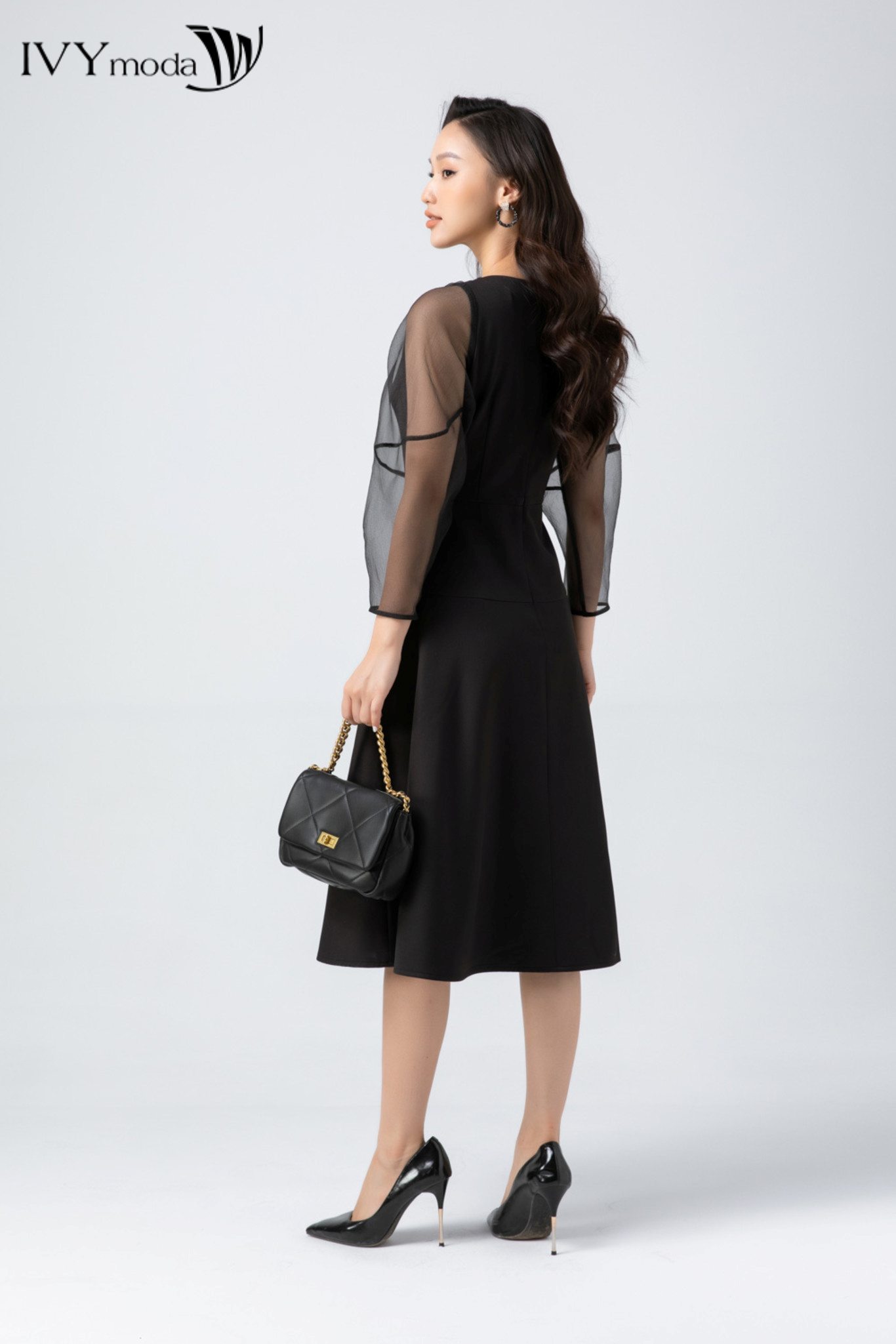 Đầm xòe tay phối lưới IVY moda MS 48M7048