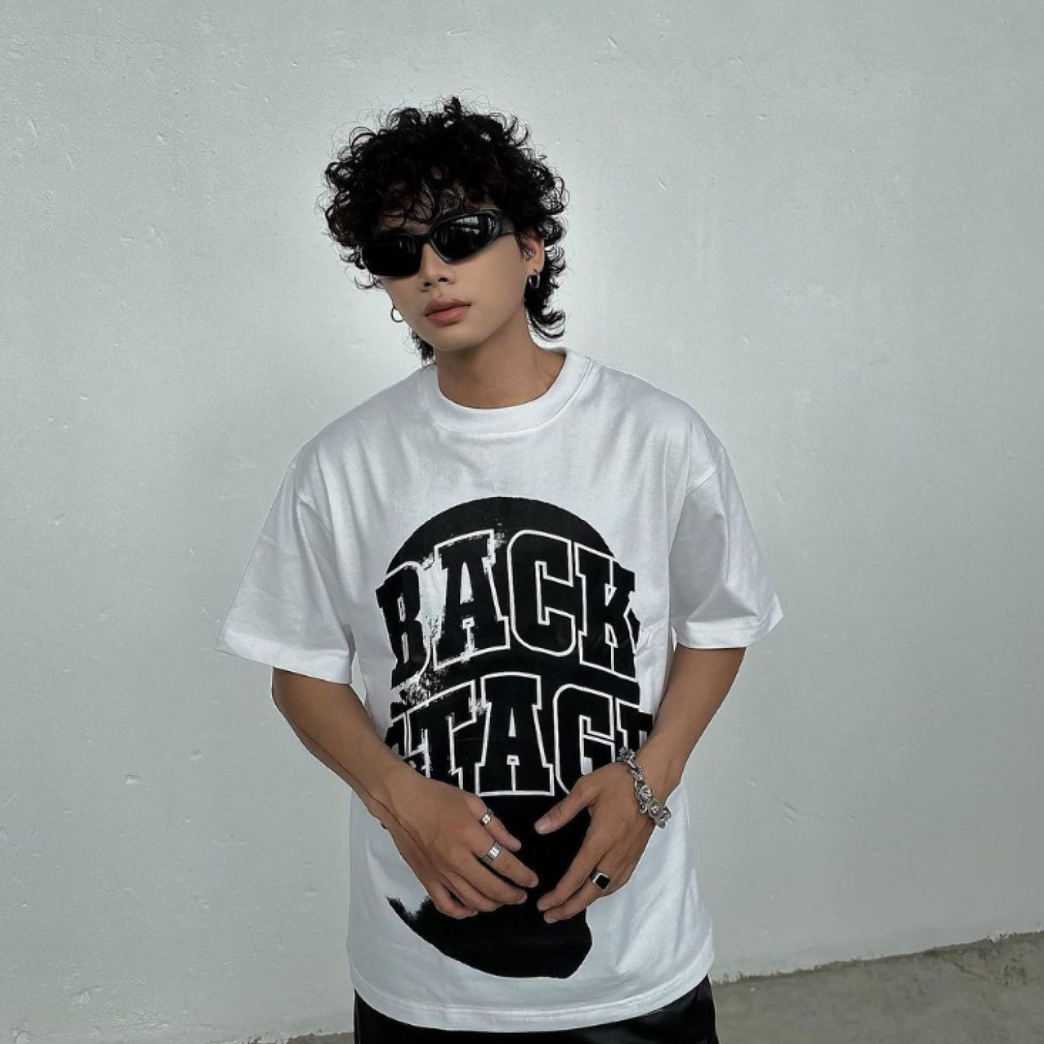 Áo thun tay lỡ BACKSTAGE88 Black Mask Tee