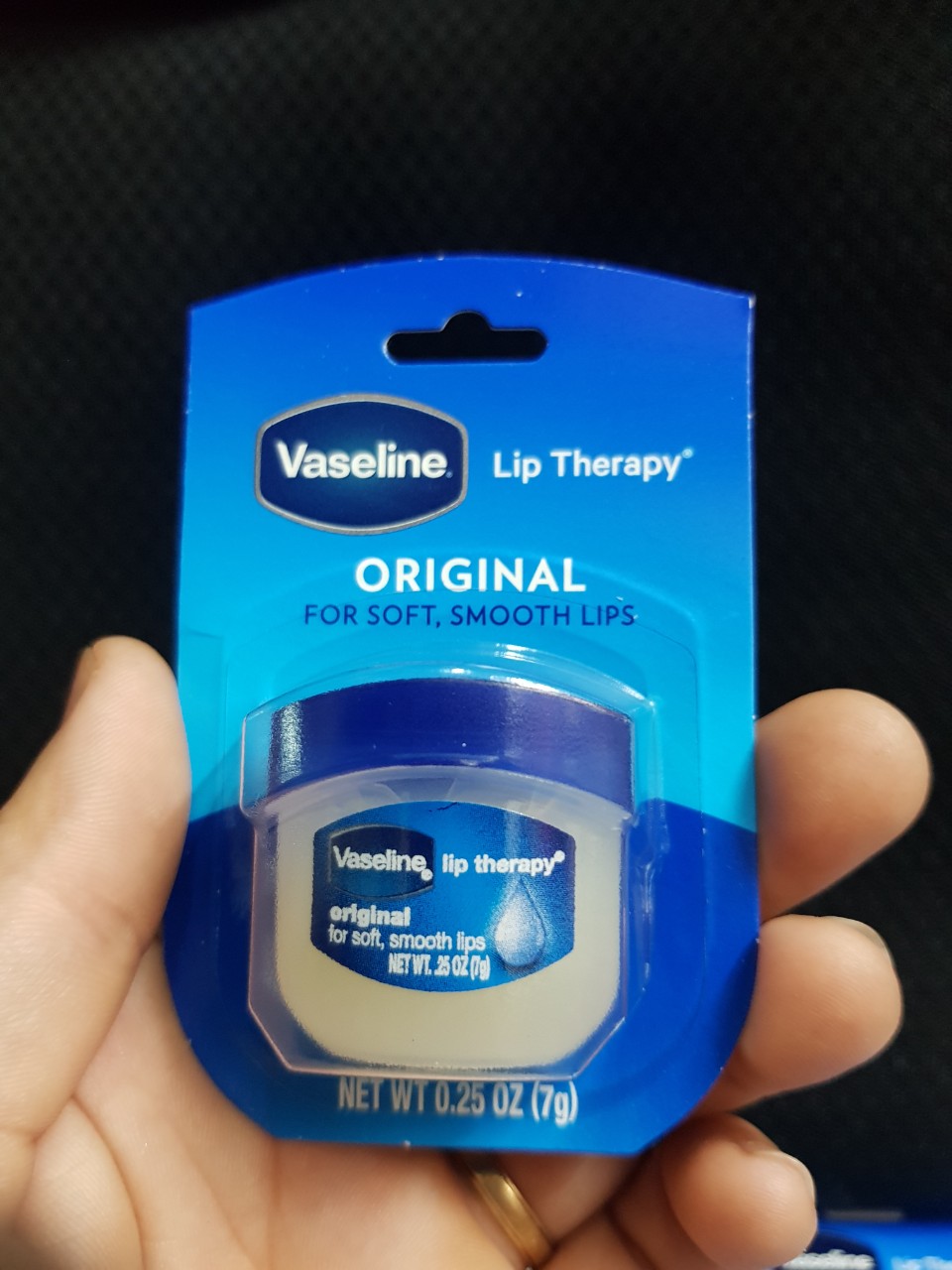 Son dưỡng Vaseline Lip Therapy Original 7g (Xanh) Mỹ