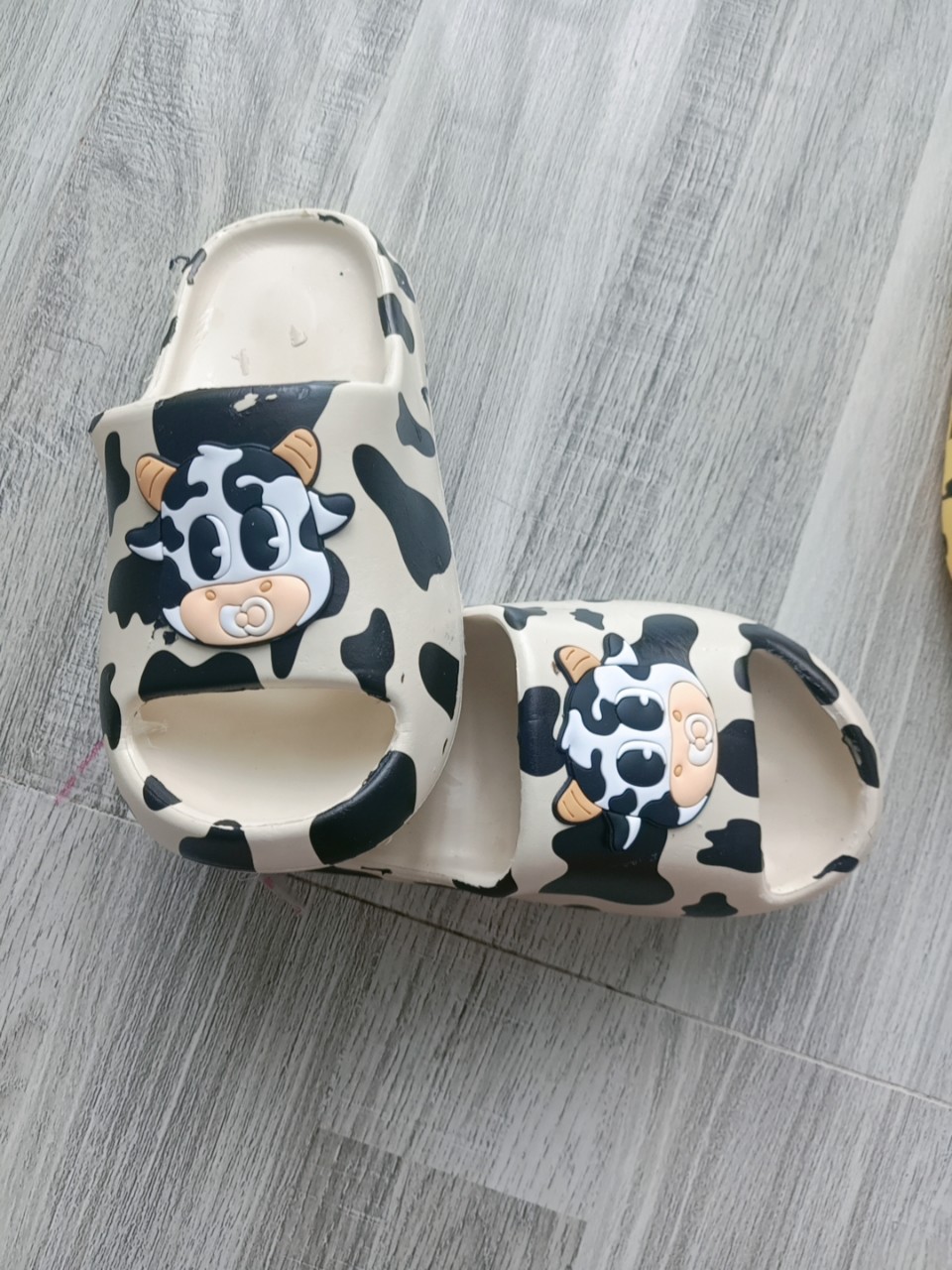 DÉP BÉ Bánh mì Bò sữa cực dễ thương. ( FORM NHỎ NÊN CHỌN TĂNG 1 SIZE)