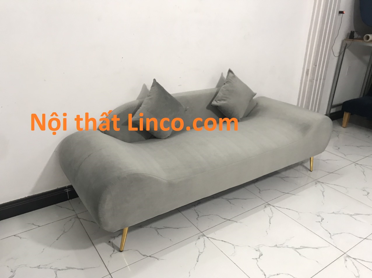 [HCM]Ghế dài sofa băng thuyền 2m vải nhung đỏ tươi sofa salon bed giá rẻ phòng khách nhỏ băng Nội thất Linco HCM - SFBt03- Xám đen
