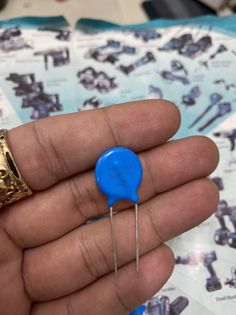 Tụ chống sét varistor 14d471k 470v.