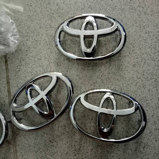 Logo Mặt Calang Toyota  Innova 2006 -2008