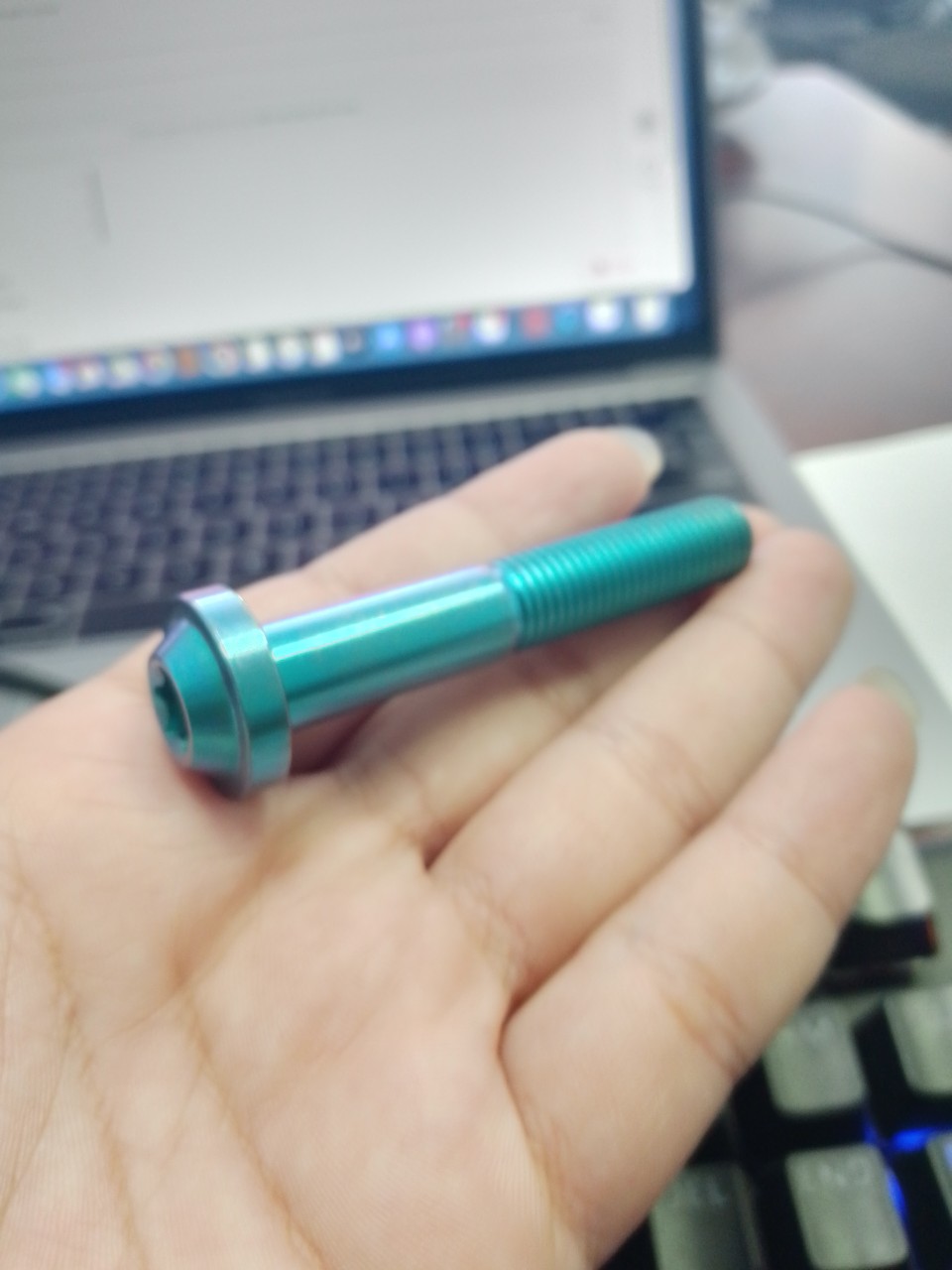 Ốc gr5 8 li 60 lục bảo