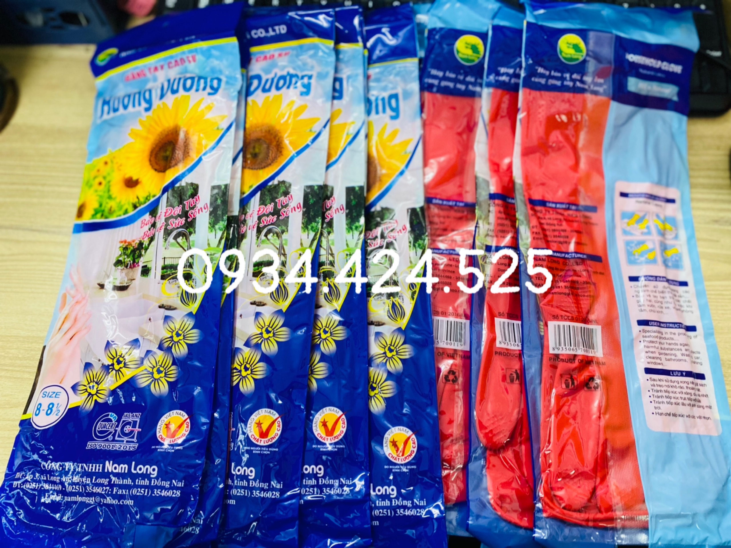 Găng tay cao su Nam Long màu đỏ dai co giãn - hình ảnh thật