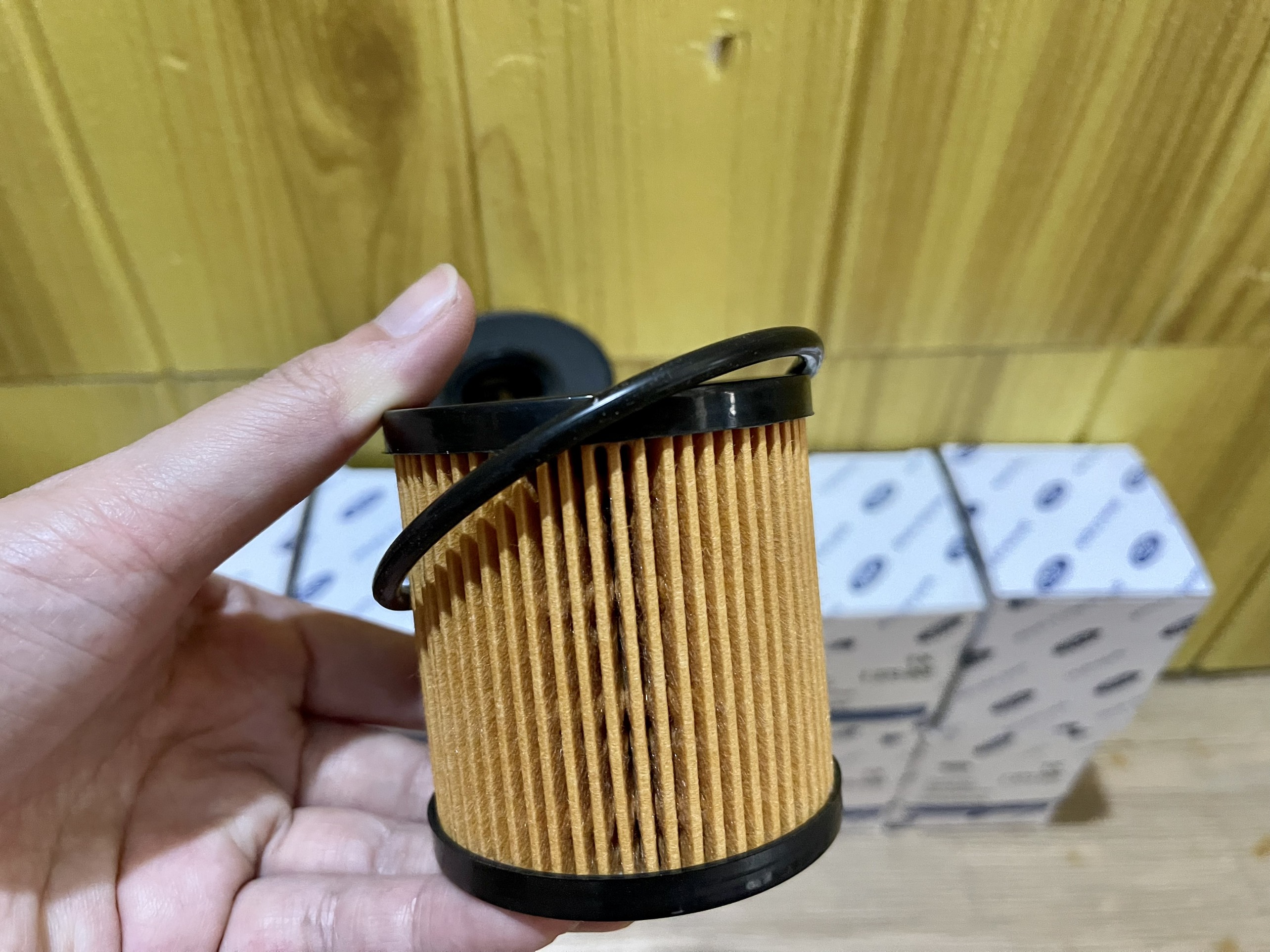 Lọc nhớt ford transit 2008-2021
