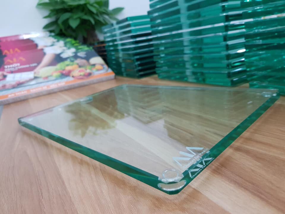 Thớt Kính Cường Lực 12 Ly