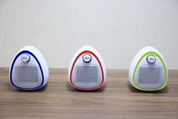 Quạt sưởi gốm Ceramic Mini FujiE CH-202 (đỏ/xanh lá/xanh dương)