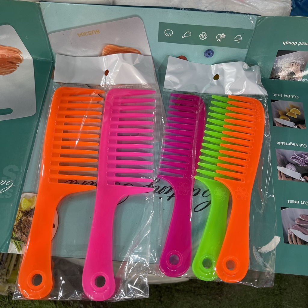 Set 2 cái lược chải loại thưa tiện dụng (giao màu ngẫu nhiên)