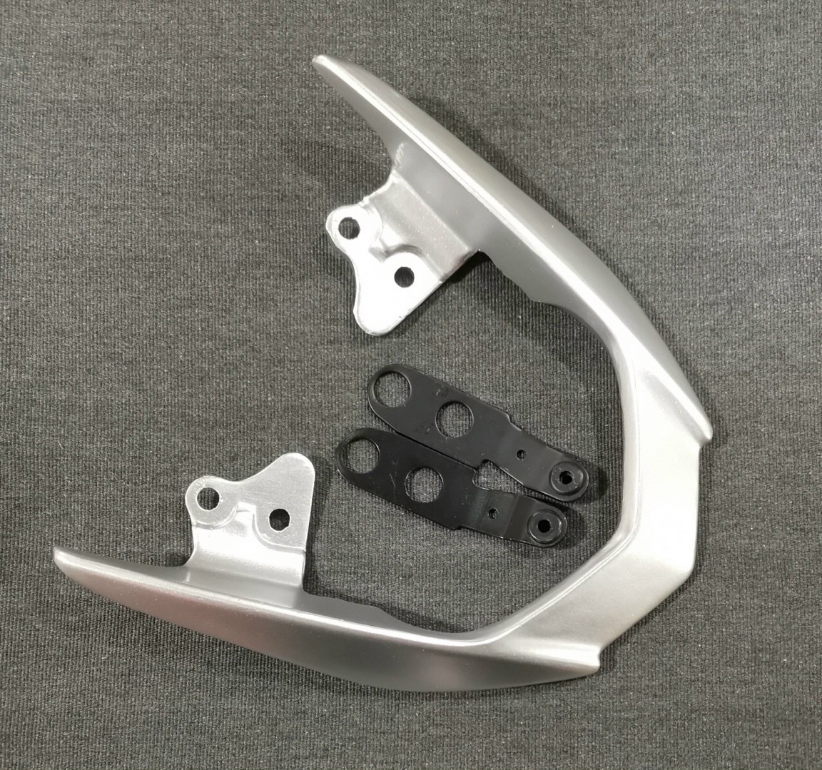 Cảng sau nhôm cnc đúc nguyên khối kiểu dáng trẻ trung gắn xe WINNER, WINNER X