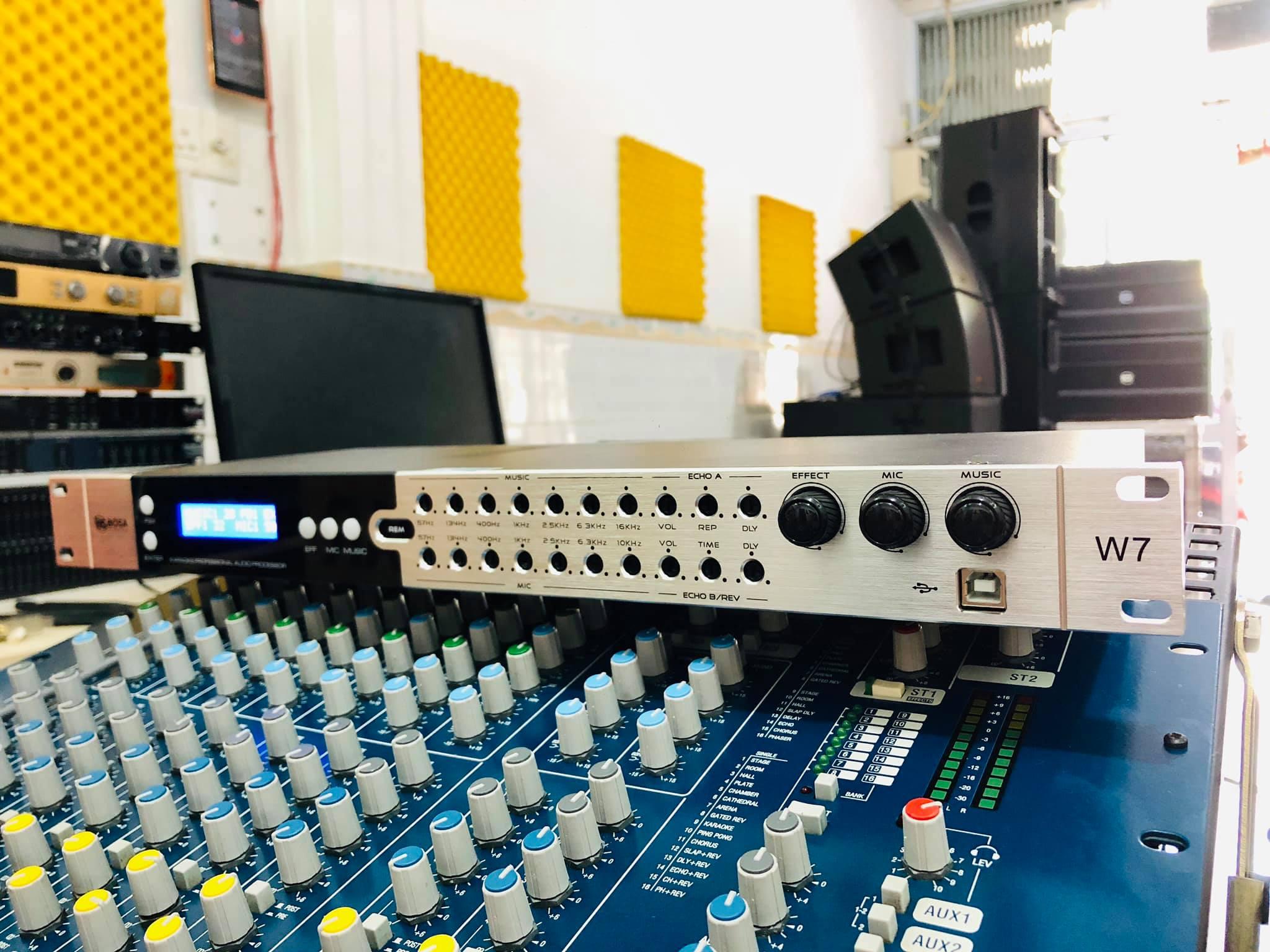 Vang số Bosa W7