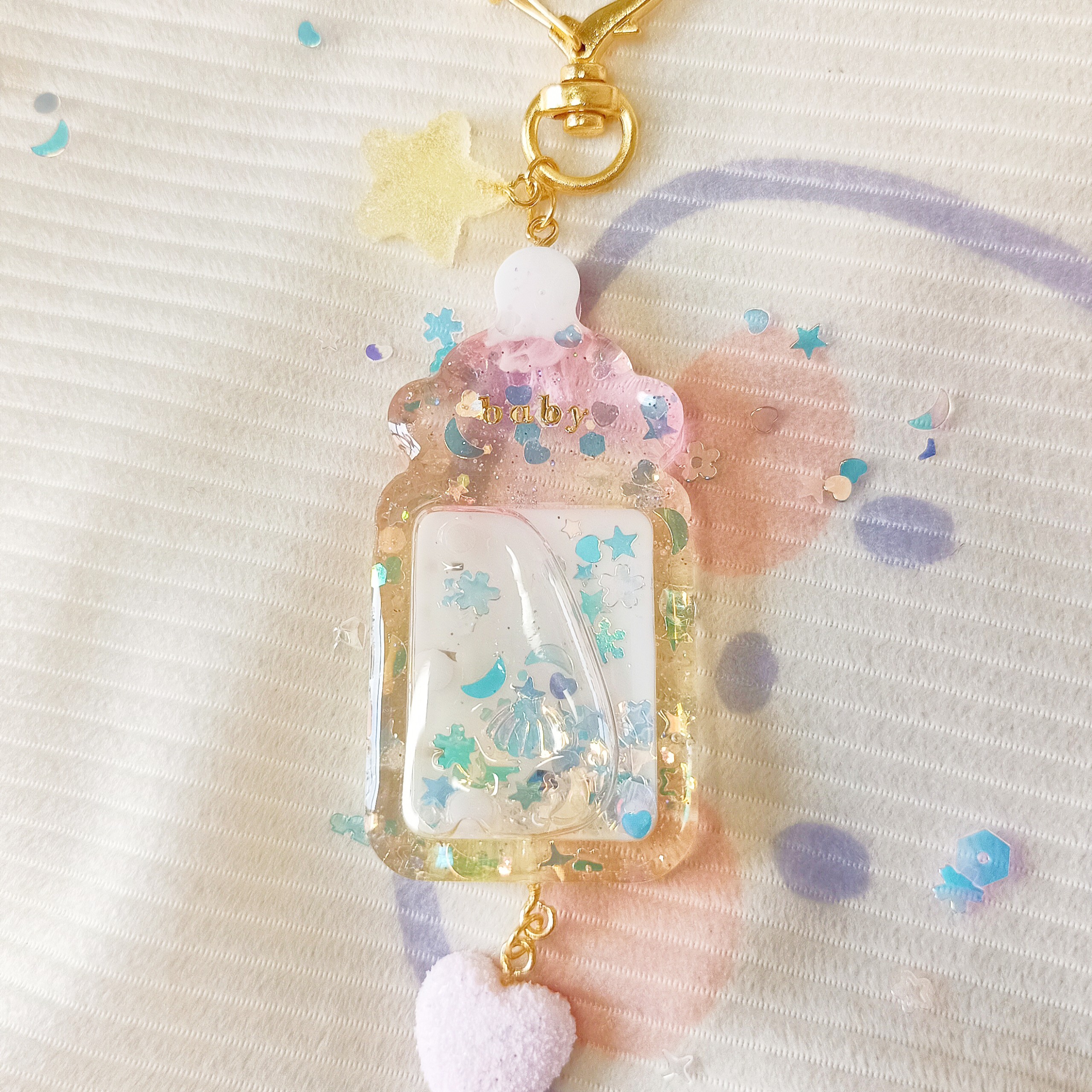 Móc khóa resin hình bình sữa (baby) handmade