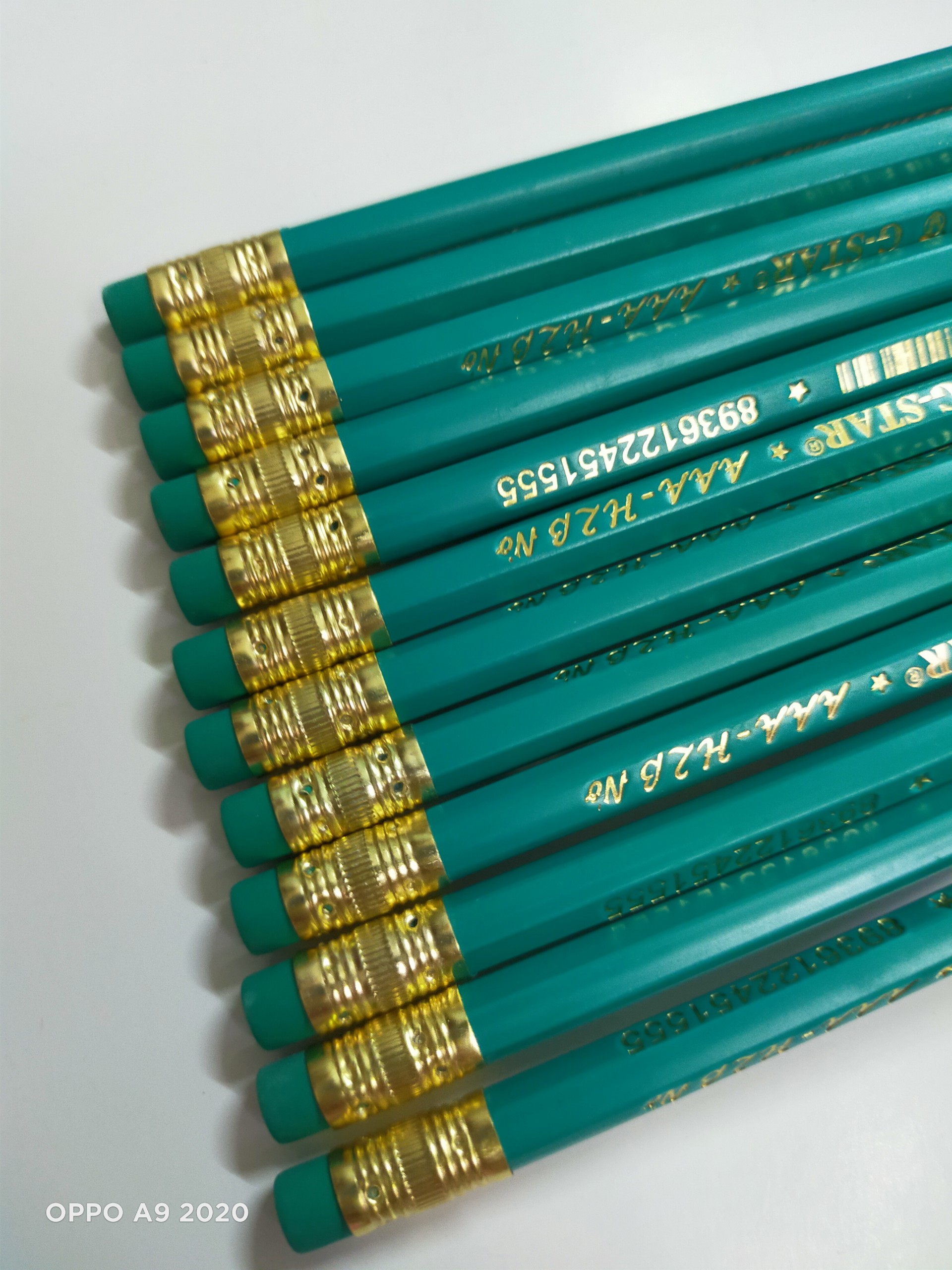 Hộp 12 cây bút chì đen Gstar H2B AAA