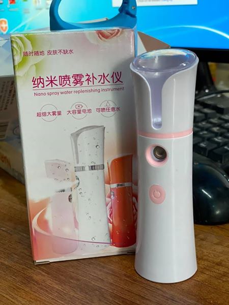 Máy xịt khoáng nano mini phun sương dưỡng ẩm da