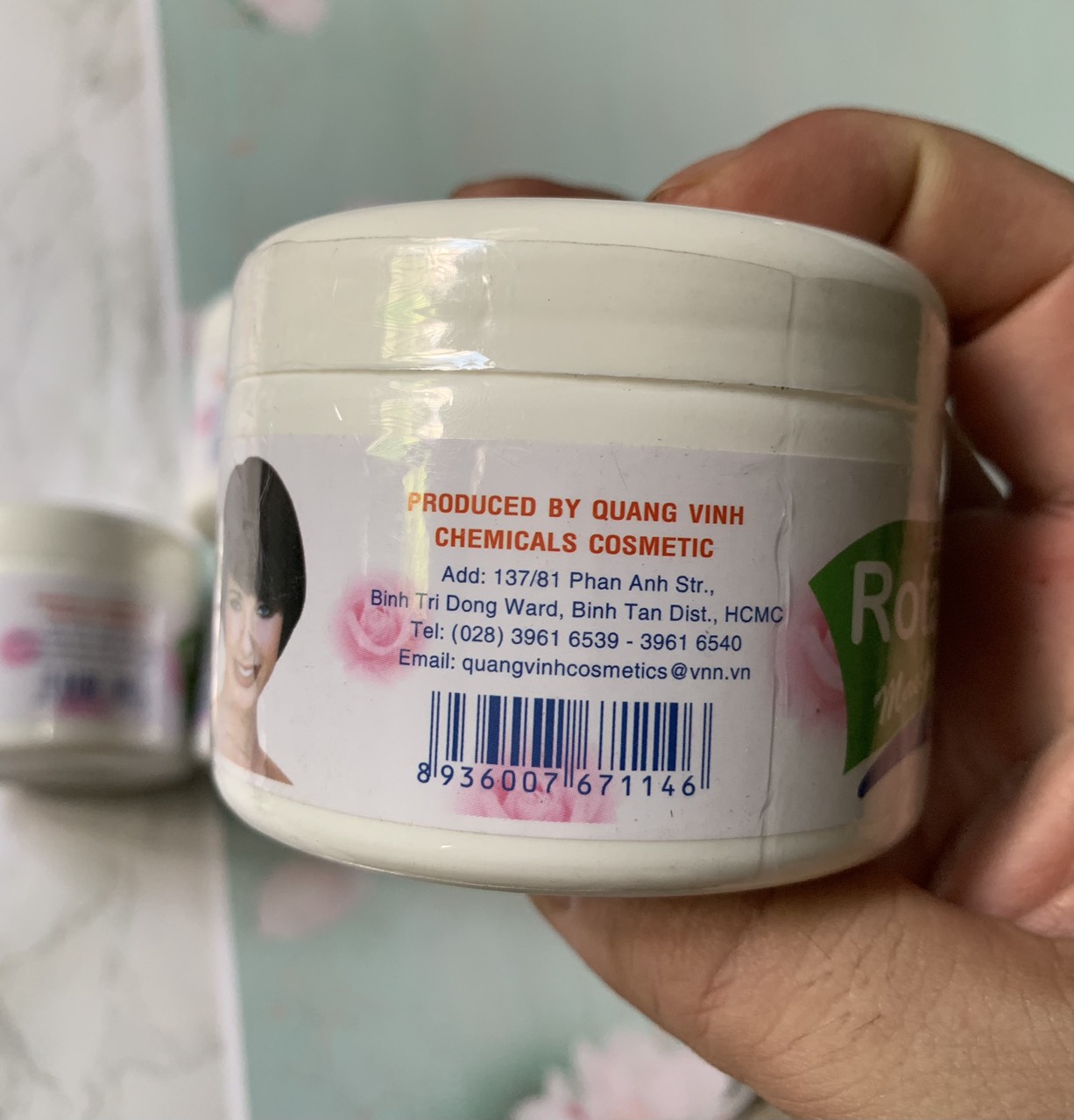 [HCM]Kem massage mặt ROTARY