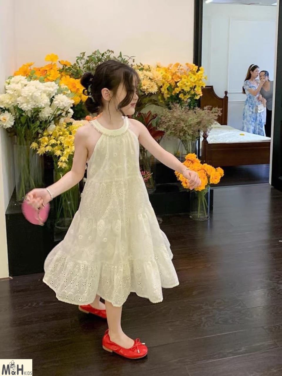 Đầm bé gái tiểu thư sang chảnh