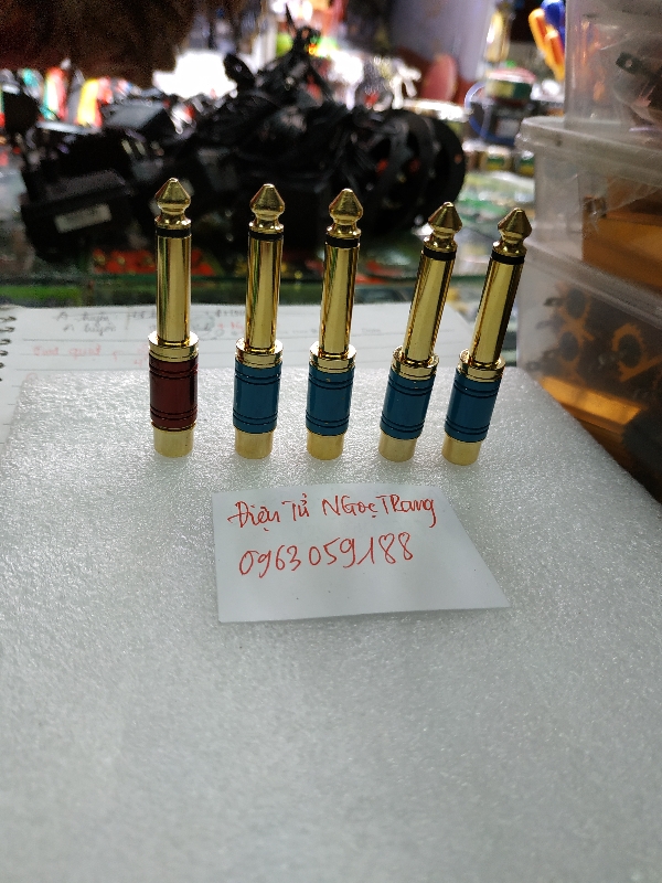 Rắc 6 Ly Ra AV Zin - Combo 4 Cái