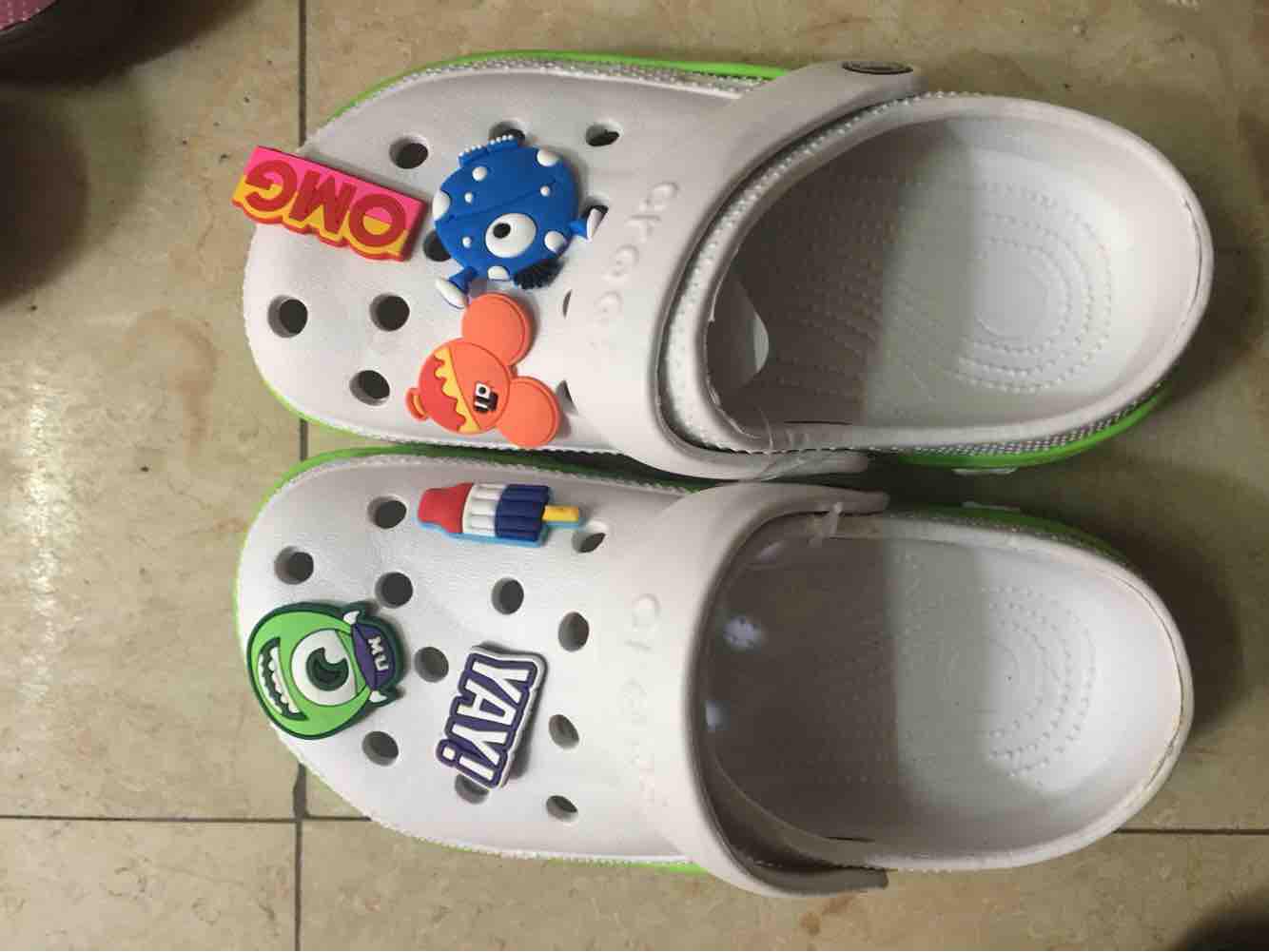 Dép sục cho bé (tặng kèm 6 sticker)