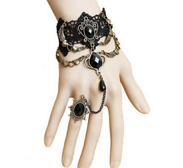 [HCM]Vòng tay nữ choker hình trái tim cổ điển