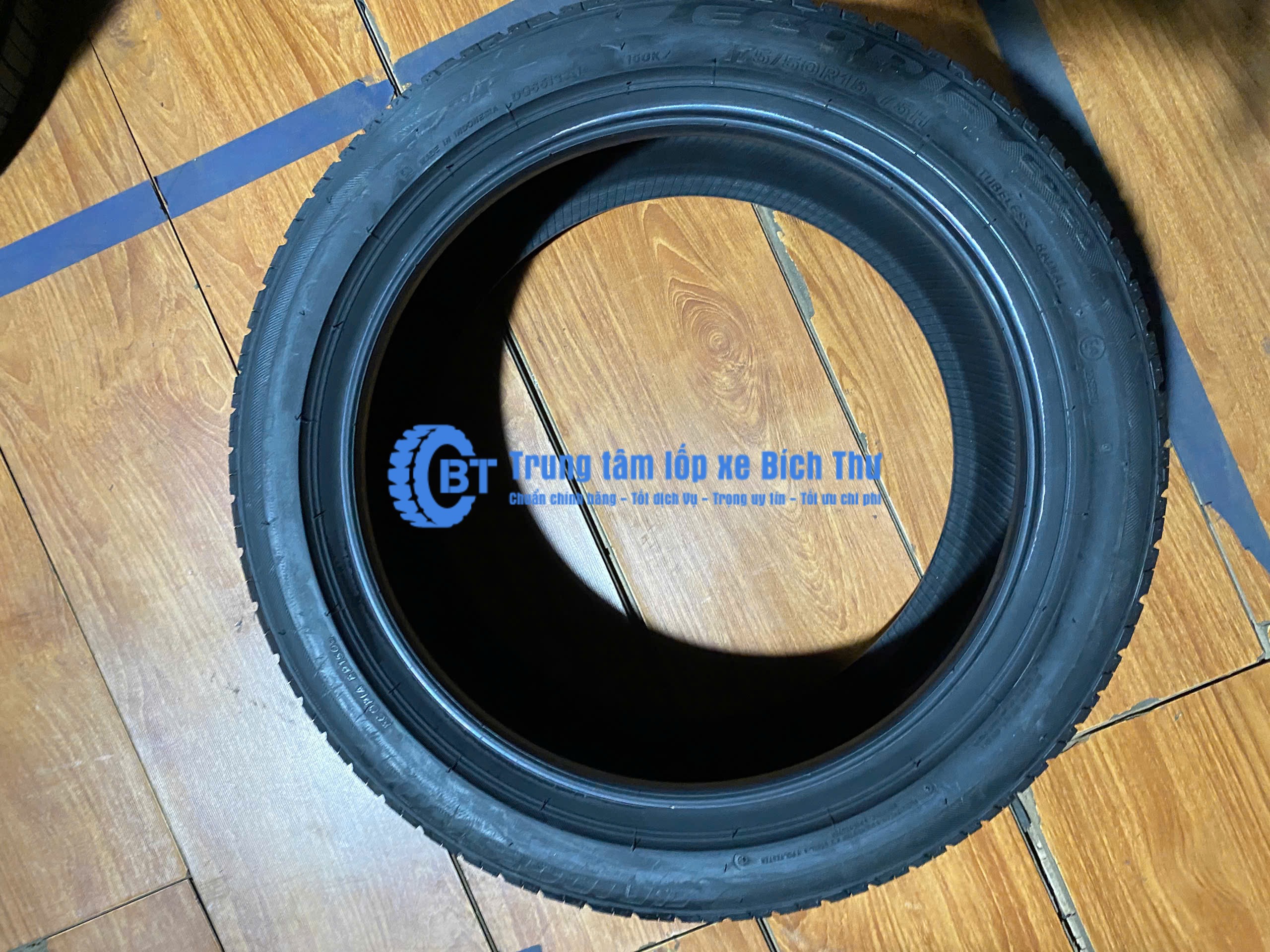 Lốp Bridgestone 175/50R15 EP150