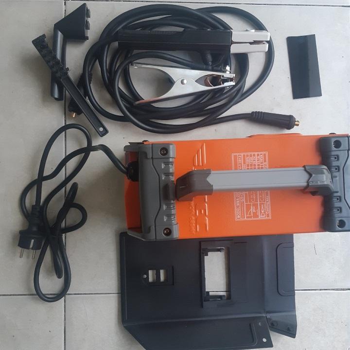 Máy hàn que Btec MMA 200F PRO