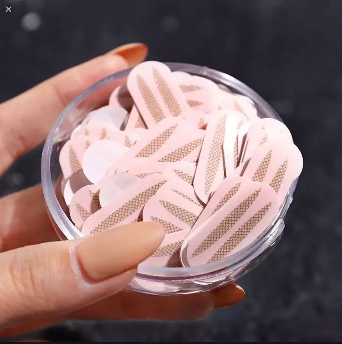 Miếng dán mí lưới có keo sẵn 150 cặp / hộp