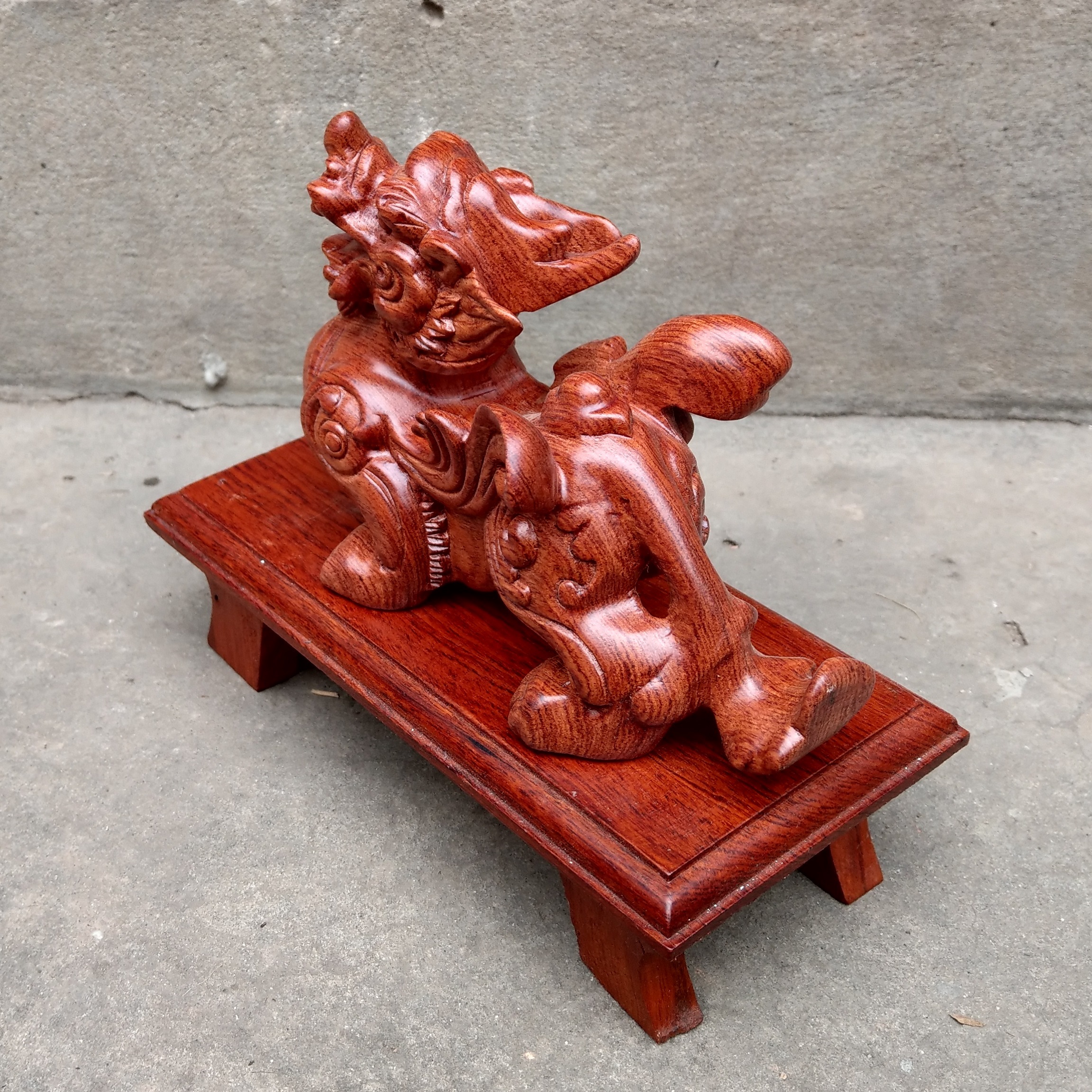 Kỳ Lân Gỗ Hương Size 20 cm
