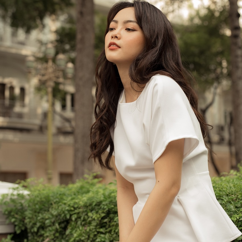 Áo kiểu xếp ly eo EDINI - A1414