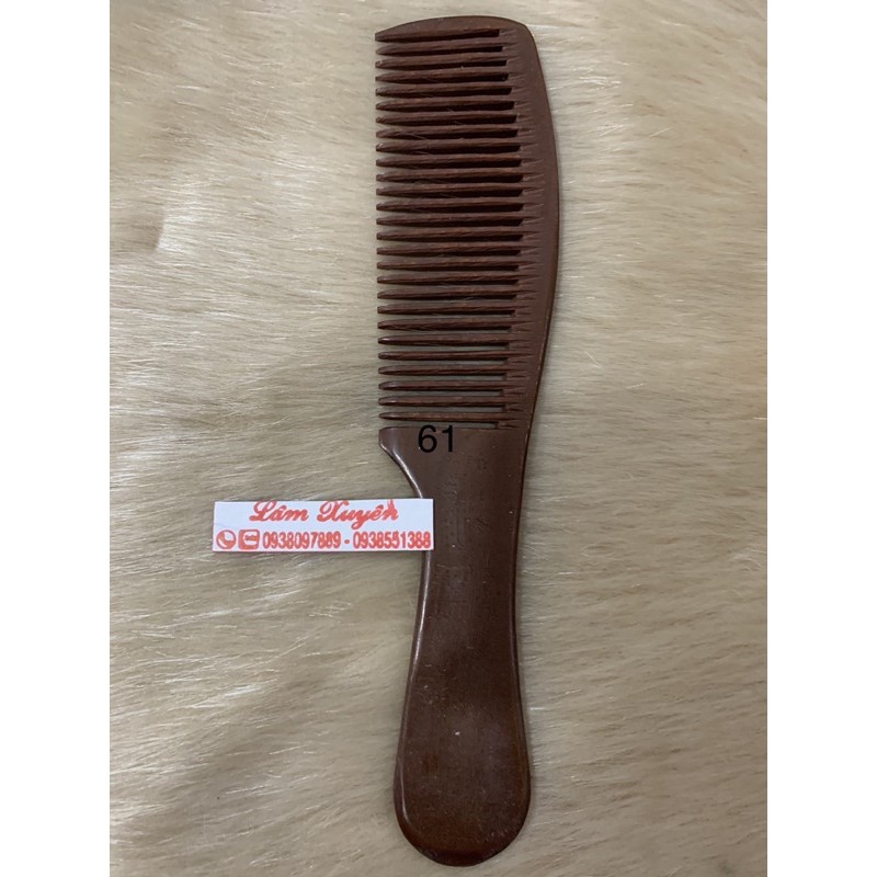 Lược sừng chải tóc, cắt tóc giá rẻ