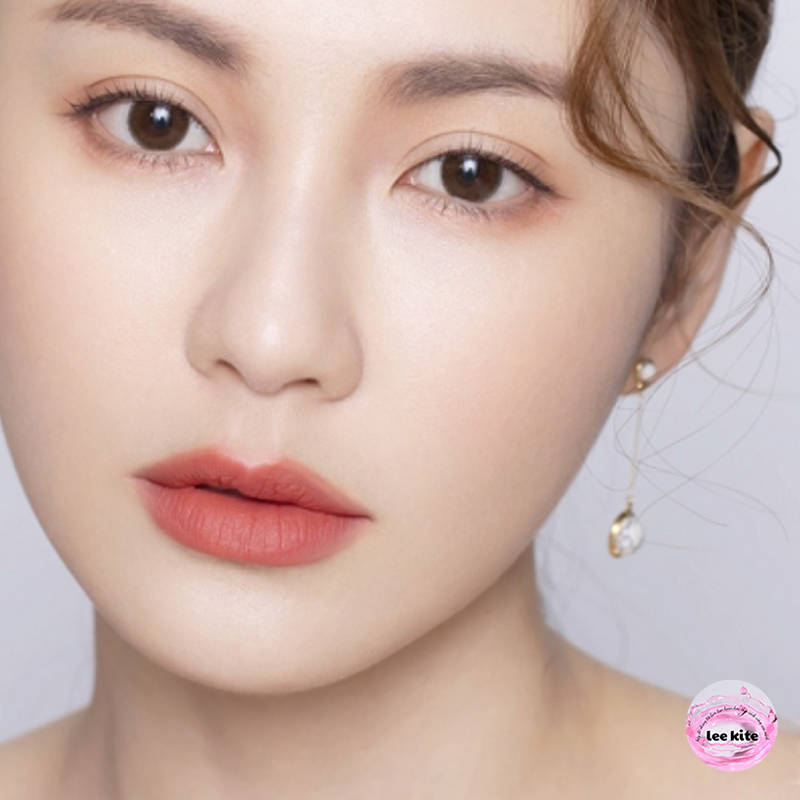 Son MAC 989 Mull It Over Cam Hồng Đất - Powder Kiss Liquid