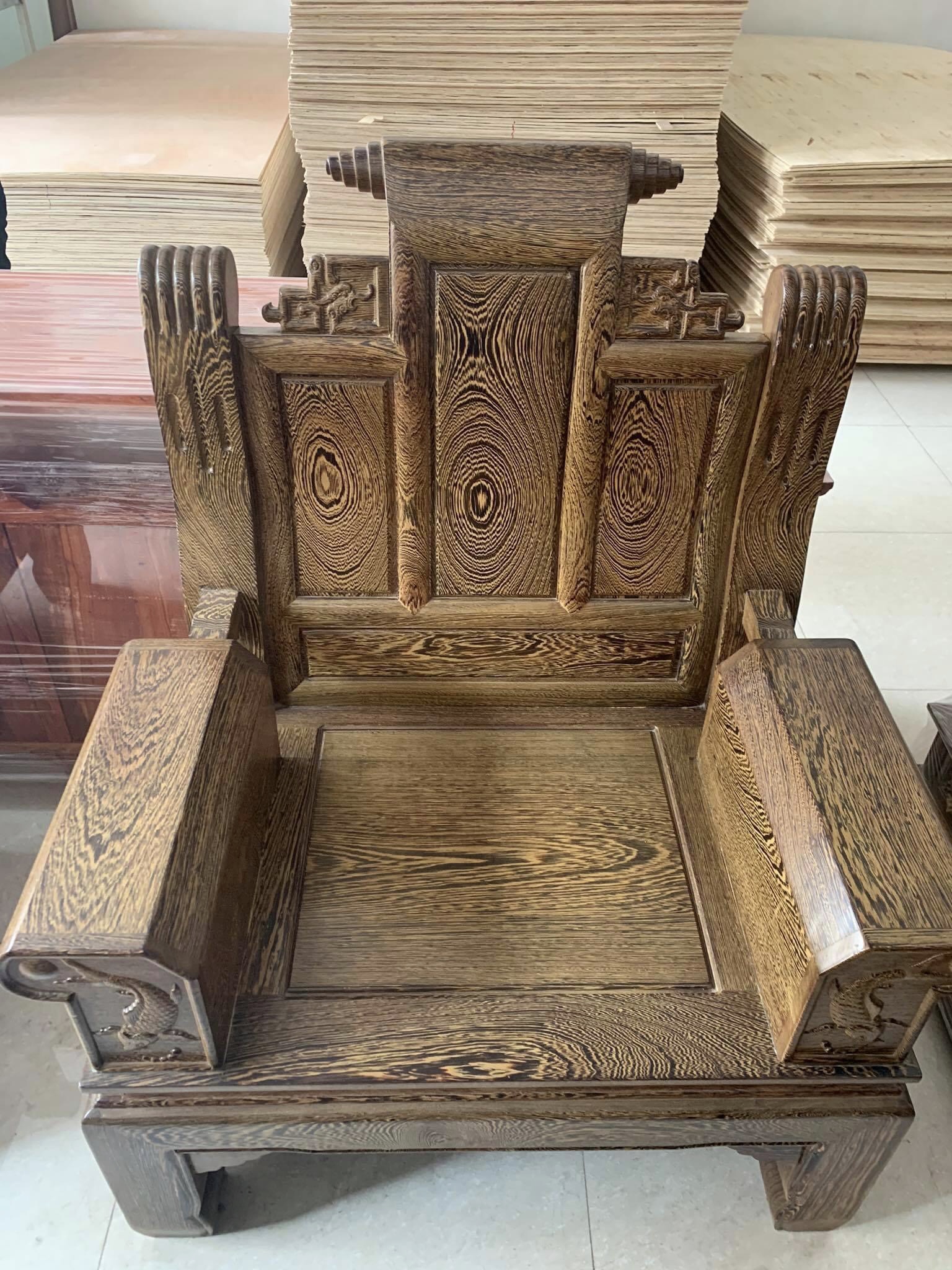 bàn ghế âu á thư gỗ mun đuôi công