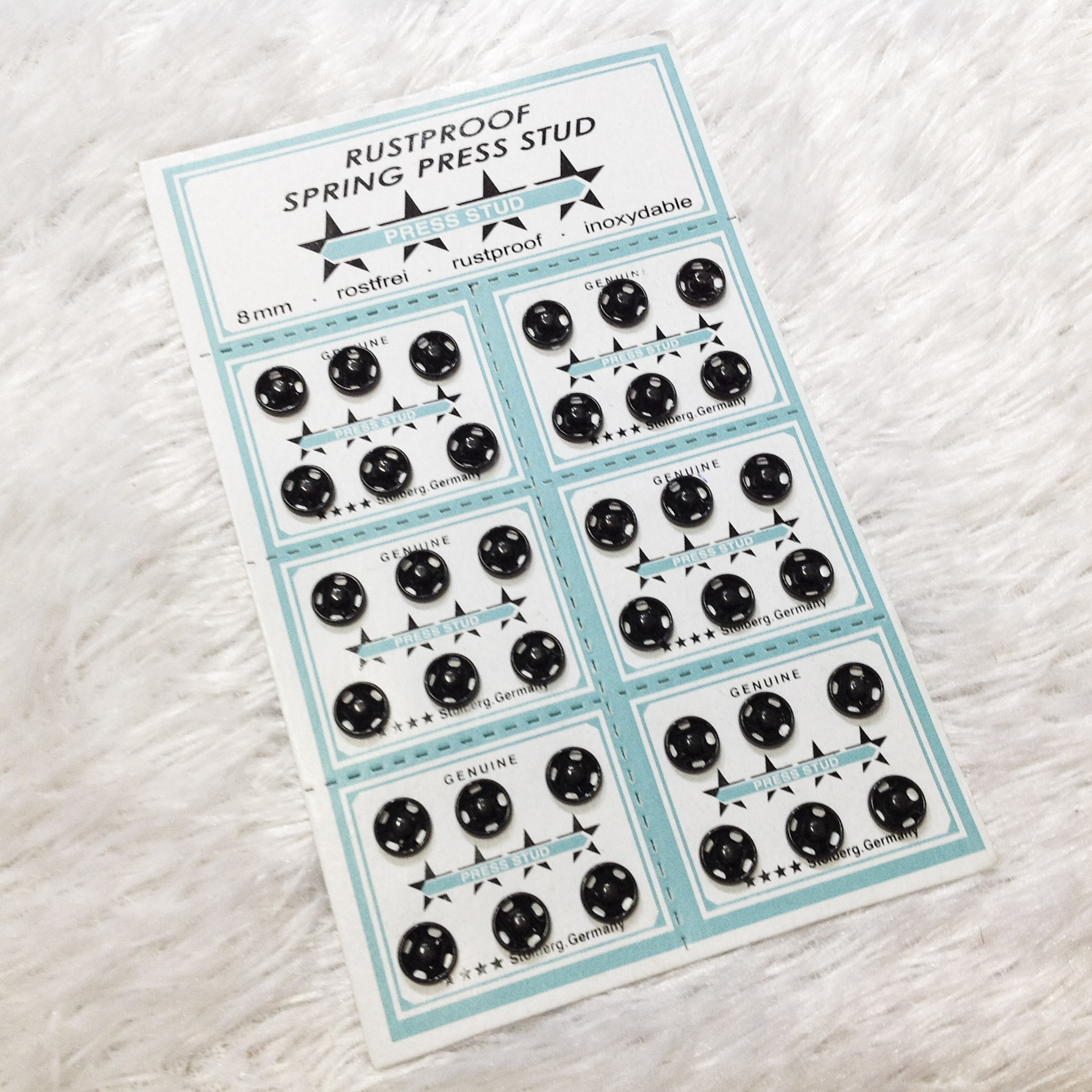 Vỉ nút bóp quần áo,cúc bấm áo ,khuy bấm quần áo đính kết trang phục size 0.8cm