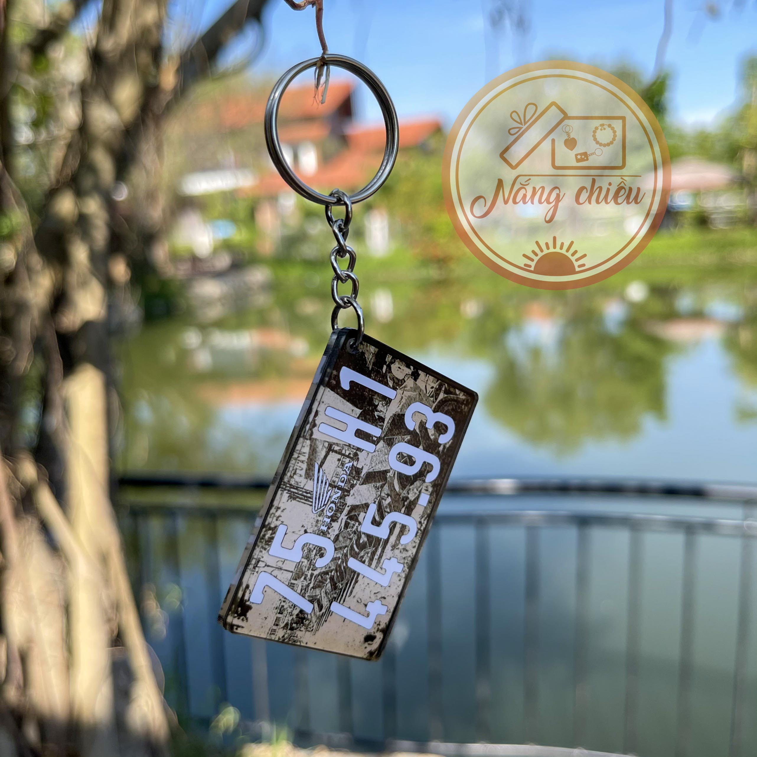 Móc chìa khóa in biển số xe máy cực chất - Móc khóa cá nhân in biển số theo yêu cầu - Chất liệu mica xịn xò