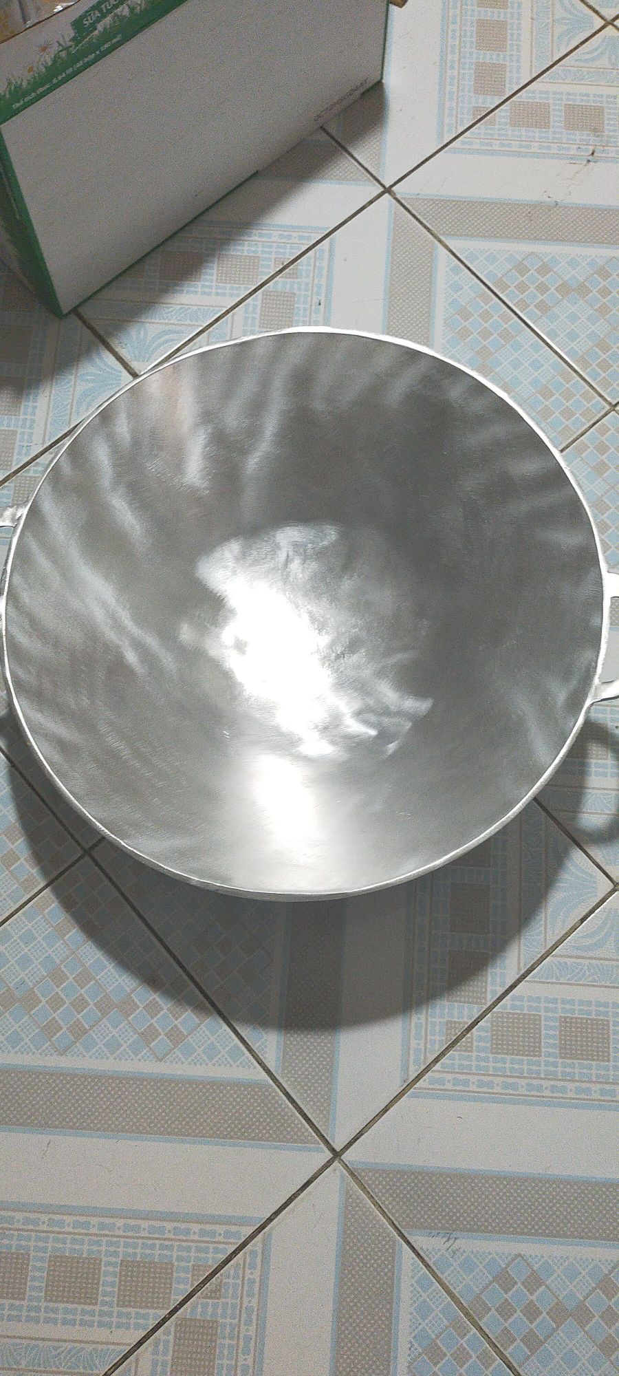 chảo gang đít vũng dk47cm đã mài bóng