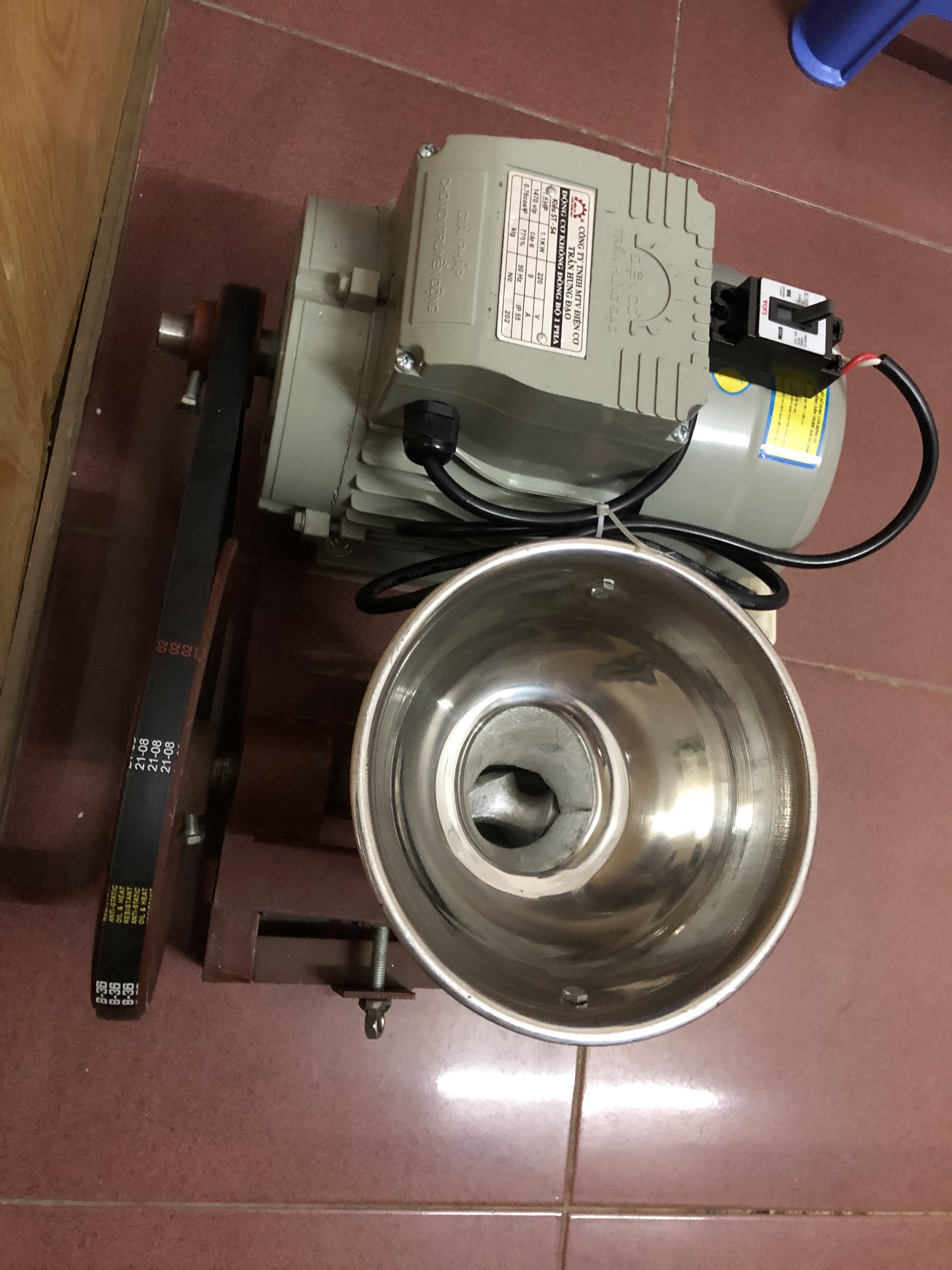 Máy ép cám 2ly-3ly cho chim cho gà vịt