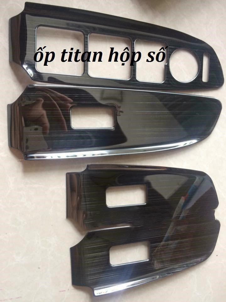 Ốp nội thất titan CRV