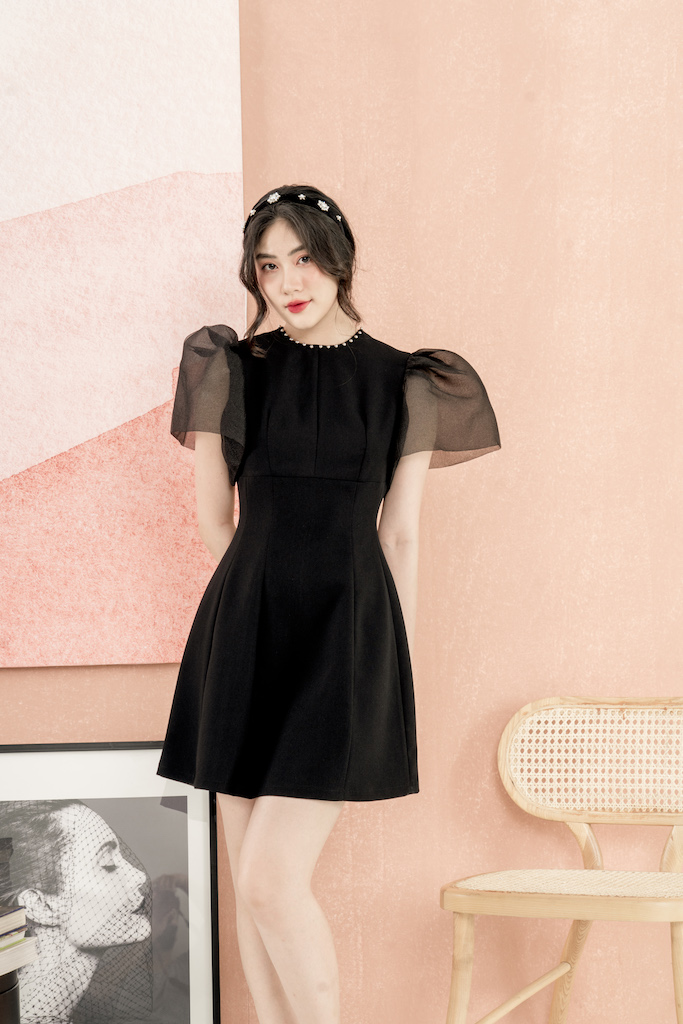 Rập - Đầm Đen Tay Lưới Phồng Cổ Đính Hạt - PUBBI 06 ĐEN